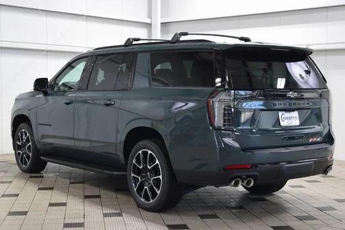 2025 Chevrolet Suburban RST