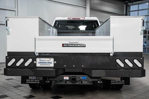 2025 Chevrolet Silverado 3500 WT