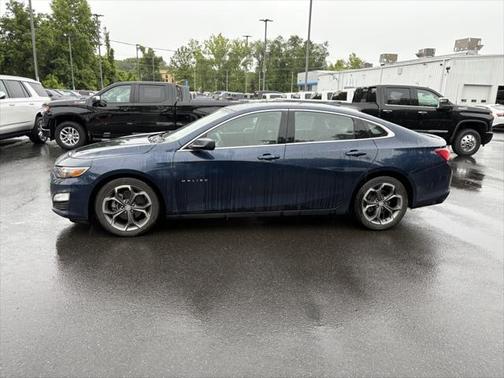 2021 Chevrolet Malibu FWD LT