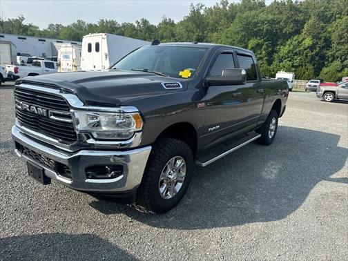2020 RAM 2500 Big Horn Crew Cab 4X4 6'4' Box