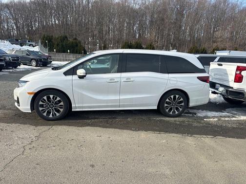 2025 Honda Odyssey Elite