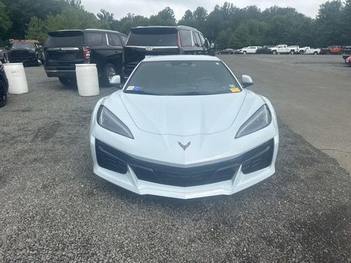 Ceramic Matrix Gray Metallic 2024 Chevrolet Corvette Z06
