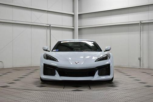 Ceramic Matrix Gray Metallic 2024 Chevrolet Corvette Z06