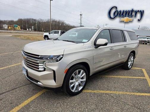 Empire Beige Metallic 2023 Chevrolet Suburban 4WD High Country