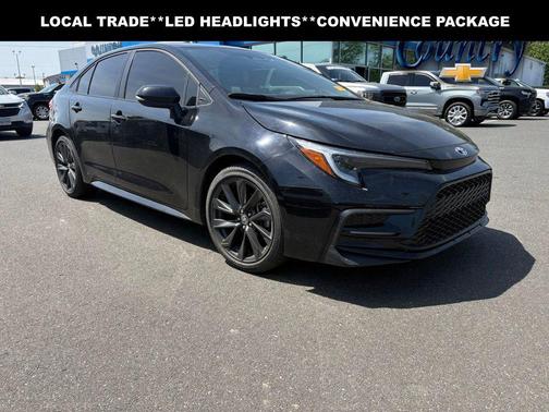 Midnight Black Metallic 2024 Toyota Corolla SE