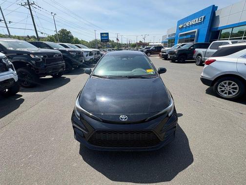 Midnight Black Metallic 2024 Toyota Corolla SE