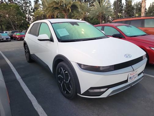 2024 Hyundai IONIQ 5 SE