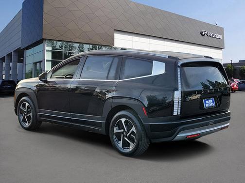 2026 Hyundai IONIQ 9 SE