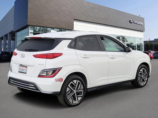 2023 Hyundai KONA EV SEL