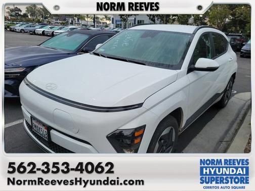 White 2024 Hyundai KONA EV SEL