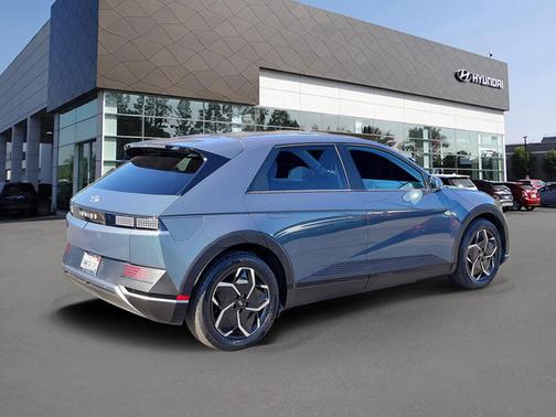 Green 2024 Hyundai IONIQ 5 SEL