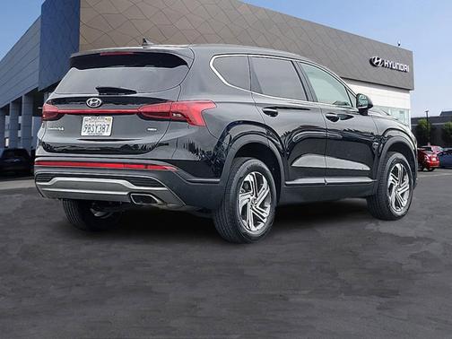 2022 Hyundai SANTA FE SE