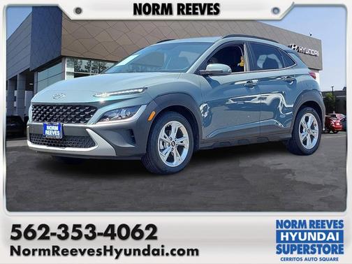 2022 Hyundai KONA SEL