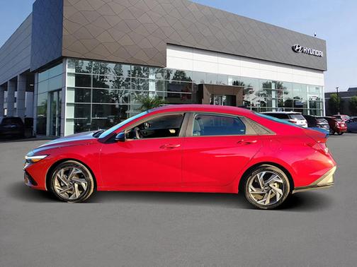 2025 Hyundai ELANTRA HEV SEL Sport