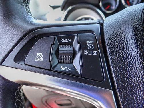 Photo 5 of 27 of 2016 Buick Encore Base
