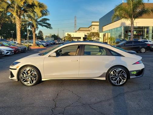 2023 Hyundai IONIQ 6 SEL