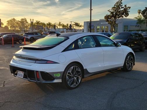 2023 Hyundai IONIQ 6 SEL