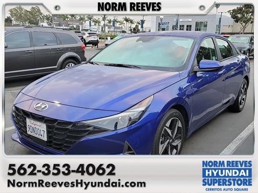 2023 Hyundai ELANTRA SEL