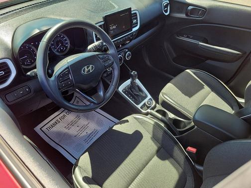 2022 Hyundai VENUE Limited