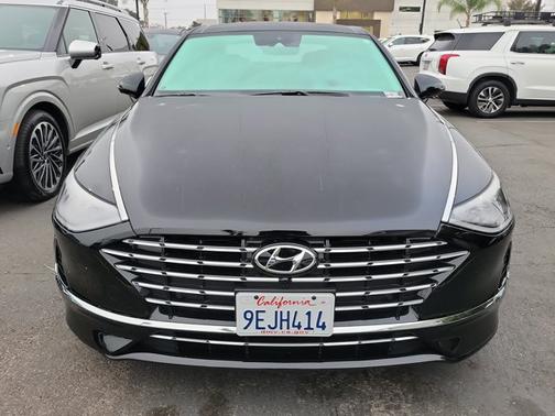 2023 Hyundai SONATA Hybrid Limited