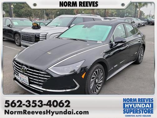 2023 Hyundai SONATA Hybrid Limited