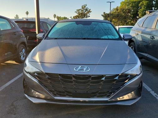 2023 Hyundai ELANTRA HEV Limited