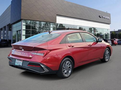 2025 Hyundai ELANTRA HEV Blue