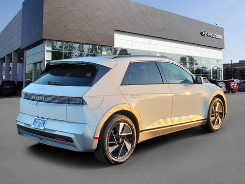 2025 Hyundai IONIQ 5 Limited