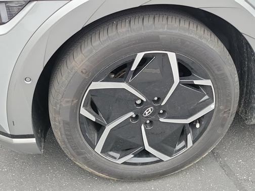Gray 2024 Hyundai IONIQ 5 Limited