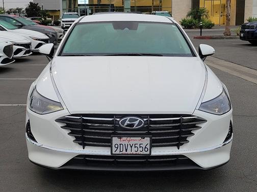 2023 Hyundai SONATA SE