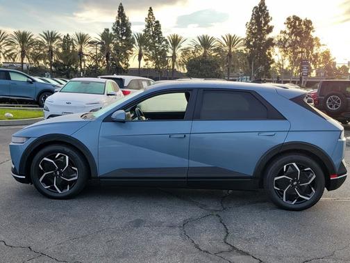 2023 Hyundai IONIQ 5 SE