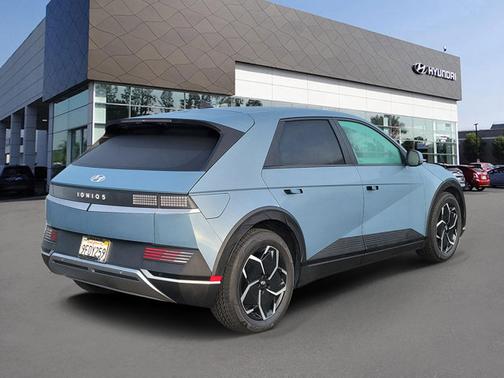 2023 Hyundai IONIQ 5 SE
