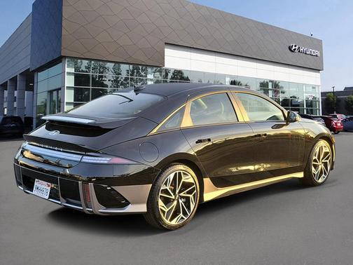 2024 Hyundai IONIQ 6 SEL