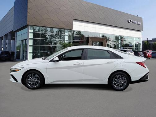 White 2025 Hyundai ELANTRA HEV Blue
