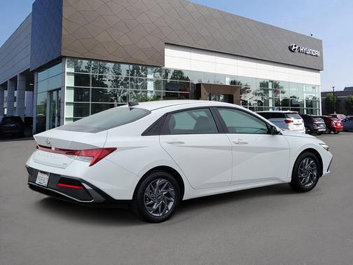 White 2025 Hyundai ELANTRA HEV Blue