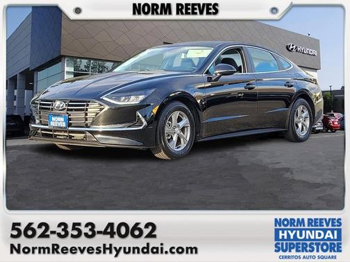 2022 Hyundai SONATA SE