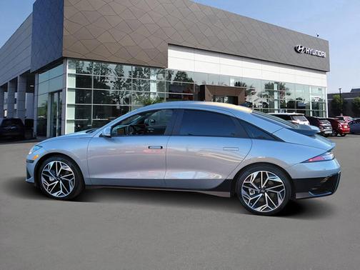 2023 Hyundai IONIQ 6 SEL