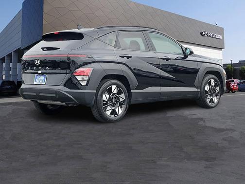 2025 Hyundai KONA SEL Convenience