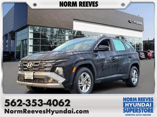 2025 Hyundai TUCSON SE