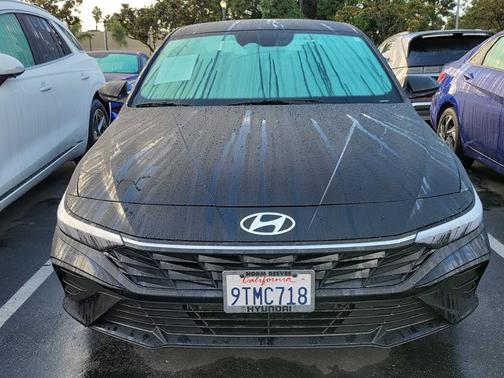 2025 Hyundai ELANTRA HEV SEL Sport