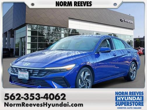 2025 Hyundai ELANTRA Limited