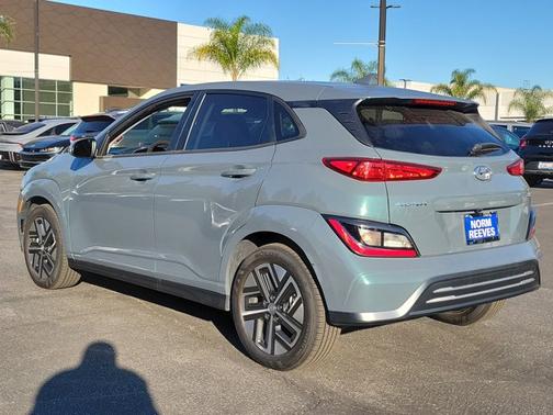 2023 Hyundai KONA EV SEL