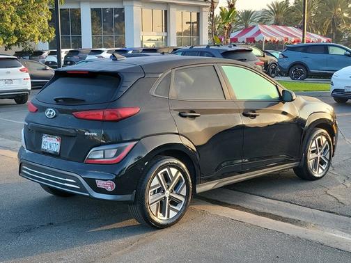 2023 Hyundai KONA EV SE