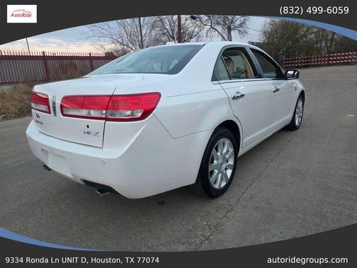 2010 Lincoln MKZ Base