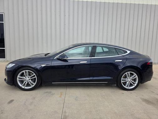 2013 Tesla Model S Sedan 4D