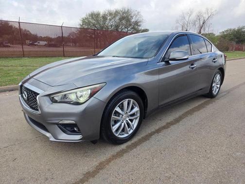 2018 INFINITI Q50 Base