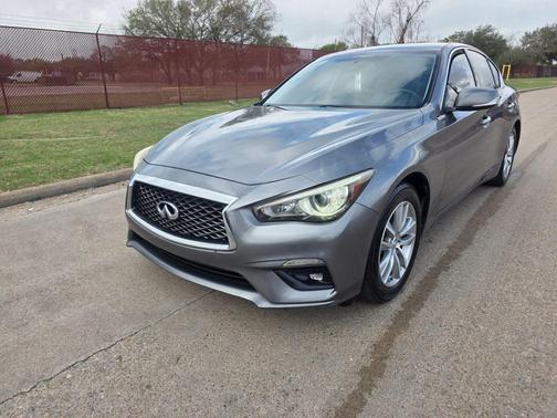 2018 INFINITI Q50 Base