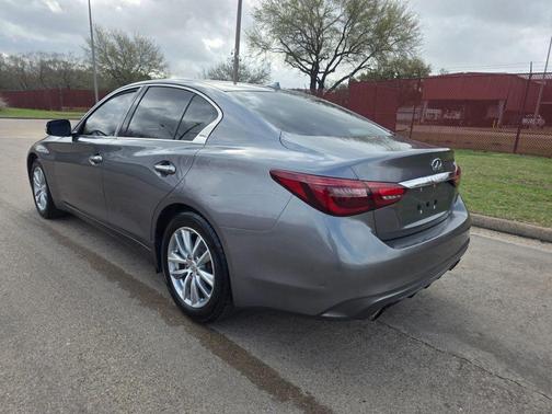 2018 INFINITI Q50 Base