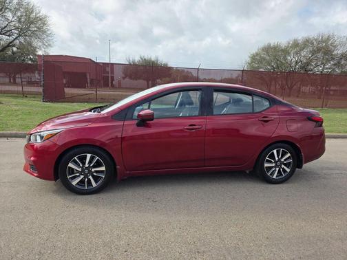 2020 Nissan Versa 1.6 SV