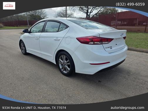 Quartz White Pearl 2018 Hyundai ELANTRA SE